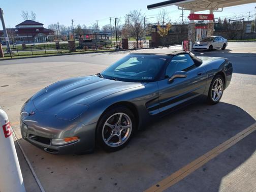 Gray 2004 Chevrolet Corvette Base