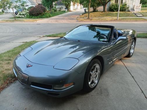 Gray 2004 Chevrolet Corvette Base