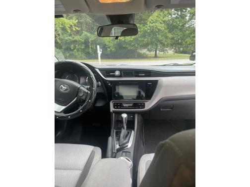 White 2017 Toyota Corolla LE