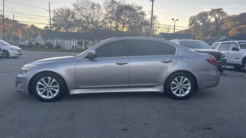 2012 Hyundai Genesis 3.8