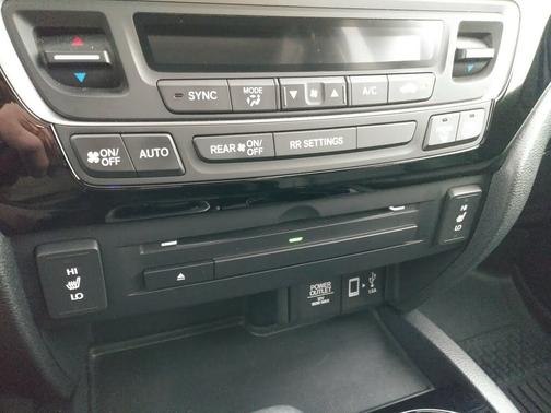 Photo 6 of 6 of 2019 Honda Ridgeline RTL-E
