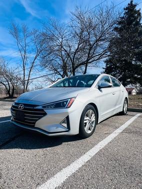 2020 Hyundai ELANTRA SEL