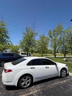 White 2013 Acura TSX Technology
