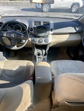 2009 Toyota RAV4 Base