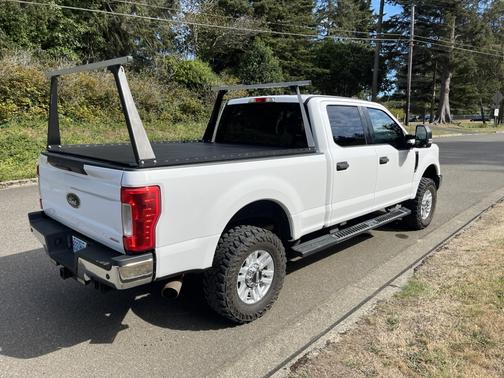 2017 Ford F-250 XLT