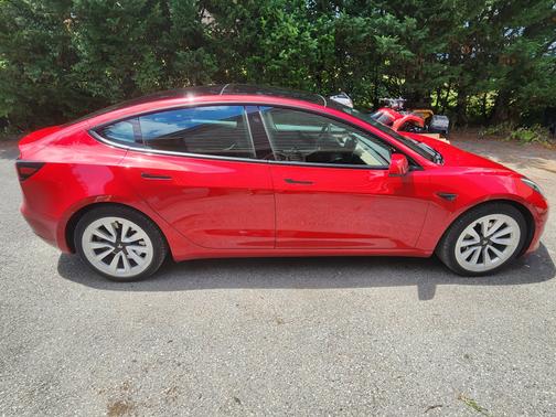 2022 Tesla Model 3 Base
