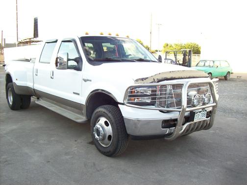 2006 Ford F-350 Lariat Crew Cab Super Duty