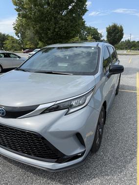 2023 Toyota Sienna XSE 25th Anniversary