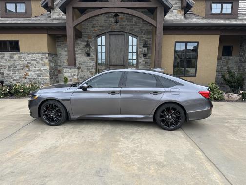 2020 Honda Accord Hybrid Touring