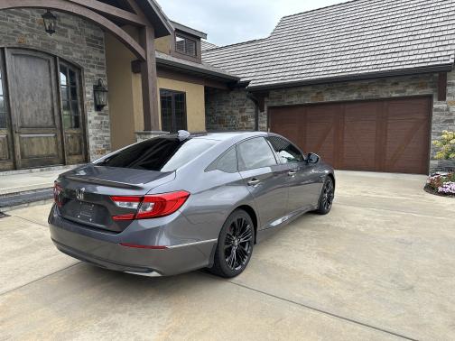 2020 Honda Accord Hybrid Touring
