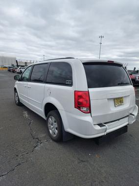 White 2011 Dodge Grand Caravan Express