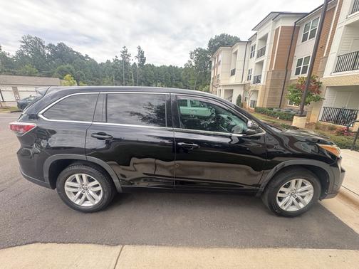 2016 Toyota Highlander LE Plus