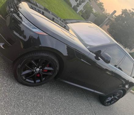 Black 2023 Land Rover Range Rover Sport P360 SE
