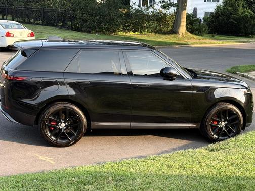 Black 2023 Land Rover Range Rover Sport P360 SE