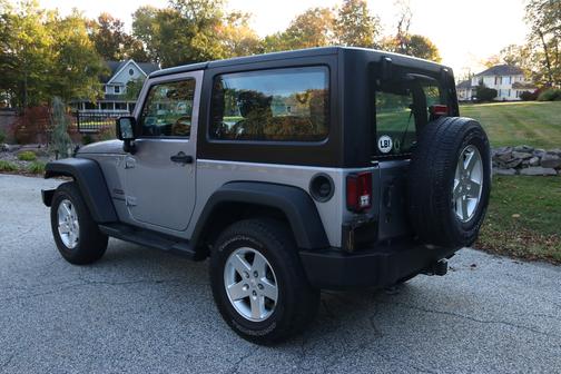 2015 Jeep Wrangler Sport