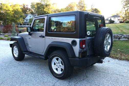 2015 Jeep Wrangler Sport