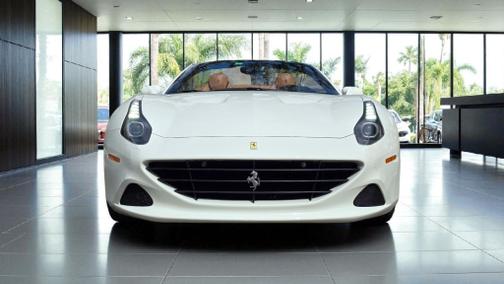 2016 Ferrari California T