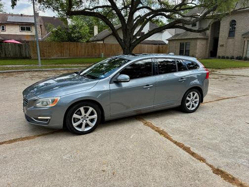 Gray 2016 Volvo V60 T5 Drive-E