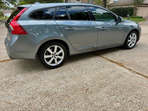 Gray 2016 Volvo V60 T5 Drive-E