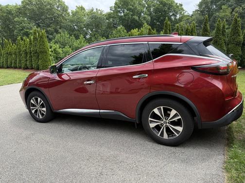 Red 2020 Nissan Murano SV