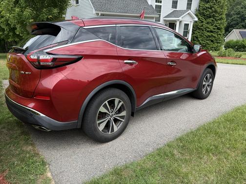 Red 2020 Nissan Murano SV