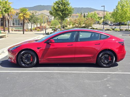 2021 Tesla Model 3 Performance
