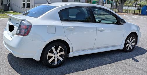 2011 Nissan Sentra 2.0 SR