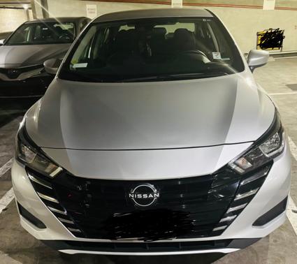 2023 Nissan Versa SV