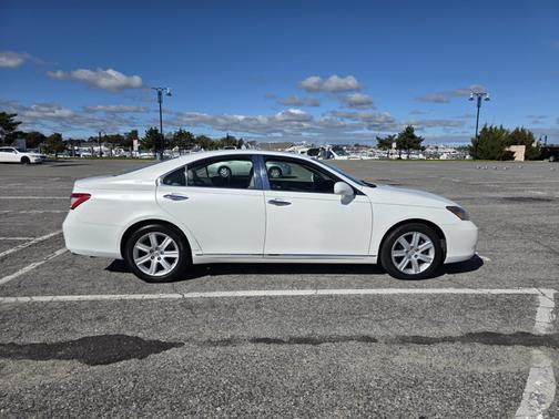 White 2008 Lexus ES 350 Base