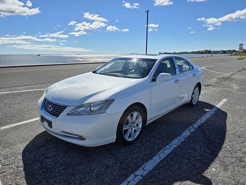 White 2008 Lexus ES 350 Base
