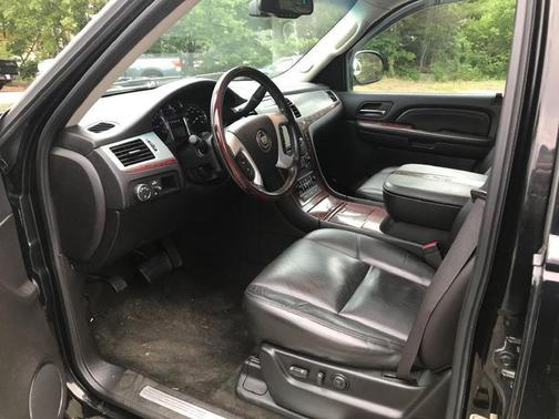 Black 2008 Cadillac Escalade EXT Base