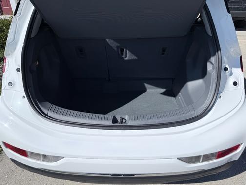 White 2021 Chevrolet Bolt EV LT