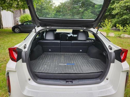 White 2018 Toyota Prius Prime Premium
