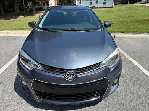 Blue 2016 Toyota Corolla S