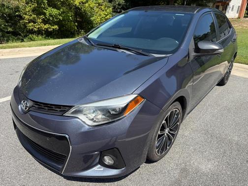 Blue 2016 Toyota Corolla S