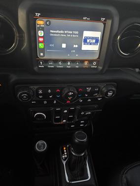 Black 2022 Jeep Gladiator High Altitude