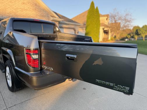 Gray 2012 Honda Ridgeline RTL
