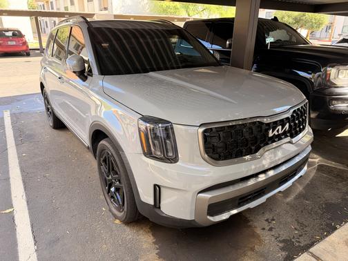 Gray 2023 Kia Telluride EX X-Line