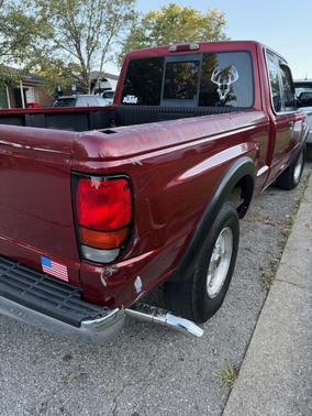 1999 Mazda B3000 SE Cab Plus