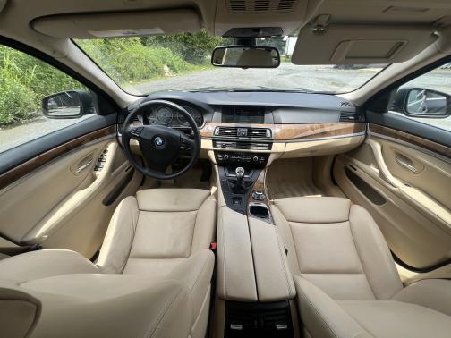 2011 BMW 535 i