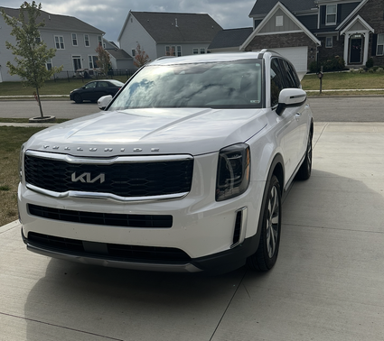 2022 Kia Telluride S
