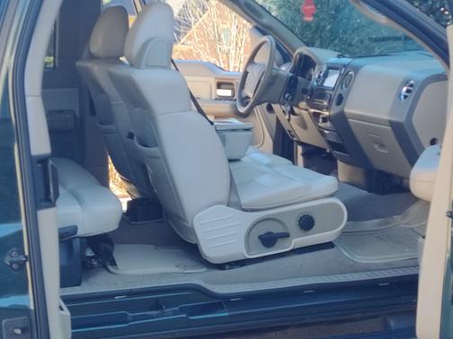 2004 Ford F-150 Lariat SuperCab
