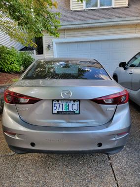 Gray 2016 Mazda Mazda3 i Sport