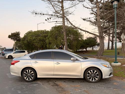 2017 Nissan Altima 2.5 SV