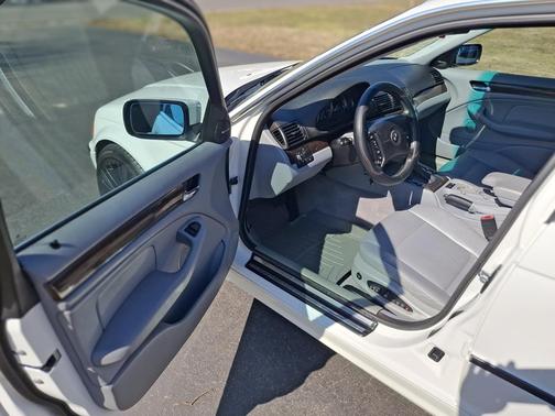 2001 BMW 330 i