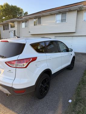 White 2013 Ford Escape SE