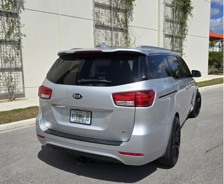 2018 Kia Sedona SX