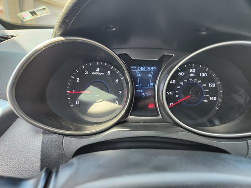 2013 Hyundai Veloster Base