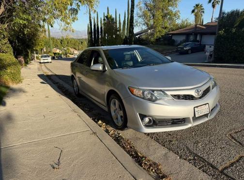 Silver 2014 Toyota Camry SE Sport