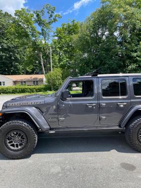 Gray 2022 Jeep Wrangler Unlimited Rubicon 392
